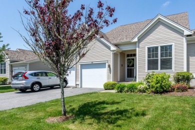 Beach Condo For Sale in Mashpee, Massachusetts