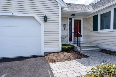 Beach Condo For Sale in Mashpee, Massachusetts