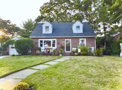 Beach Home For Sale in Linwood, New Jersey