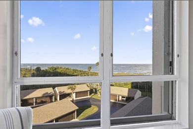 Beach Condo For Sale in Fort Pierce, Florida