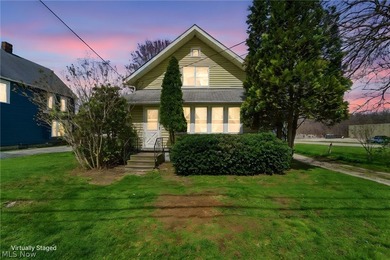 Beach Home Active Under Contract in Conneaut, Ohio