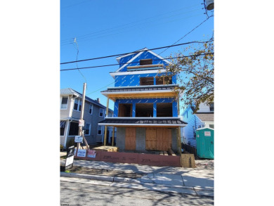 Beach Home For Sale in Ventnor, New Jersey