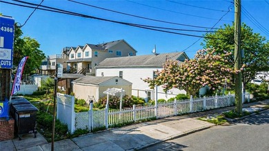 Beach Home For Sale in Staten Island, New York