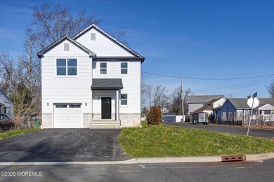 Beach Home For Sale in Keyport, New Jersey