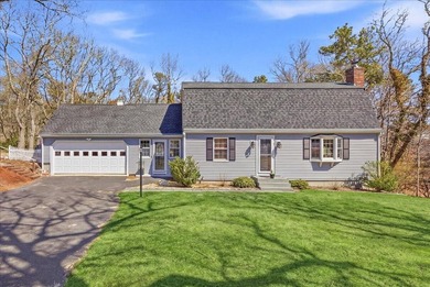 Beach Home Sale Pending in Teaticket, Massachusetts