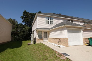 Beach Townhome/Townhouse For Sale in Fort Walton Beach, Florida