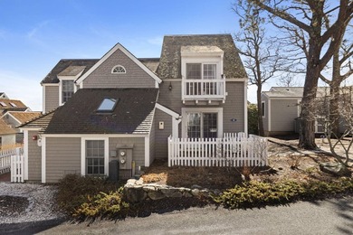 Beach Condo For Sale in Mashpee, Massachusetts