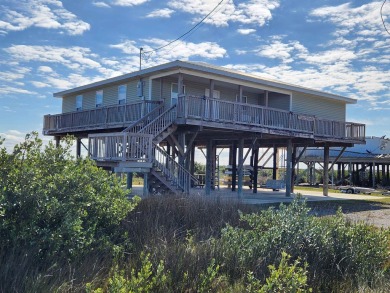 Beach Home For Sale in Grand Isle, Louisiana
