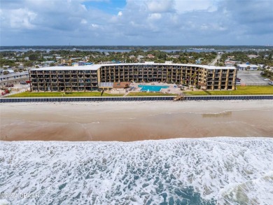 Beach Condo For Sale in Daytona Beach, Florida