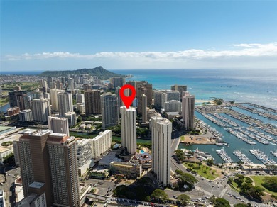 Beach Condo For Sale in Honolulu, Hawaii
