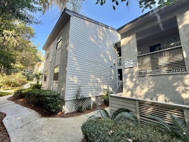 Beach Condo For Sale in Hilton Head Island, South Carolina