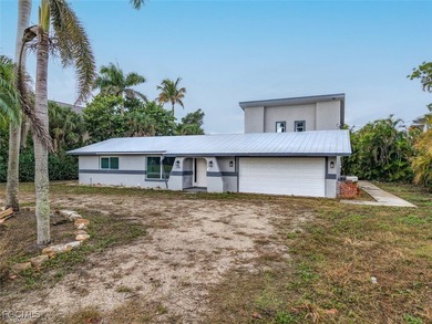 Beach Home For Sale in Sanibel, Florida