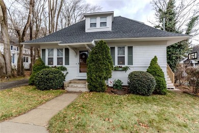 Beach Home For Sale in Warwick, Rhode Island