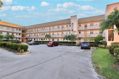 Beach Condo For Sale in Sunrise, Florida