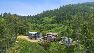 Beach Home For Sale in Neskowin, Oregon