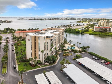 Beach Condo For Sale in South Pasadena, Florida