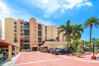 Beach Condo For Sale in Boca Raton, Florida