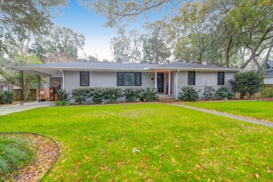 Beach Home For Sale in Charleston, South Carolina