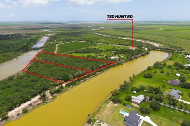 Beach Lot For Sale in Bayview, Texas