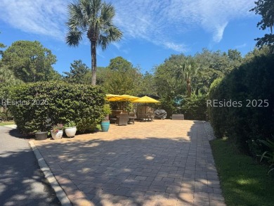 Beach Lot For Sale in Hilton Head Island, South Carolina
