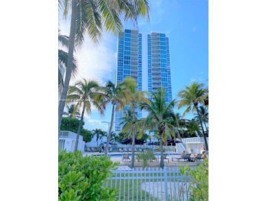 Beach Condo For Sale in Miami Beach, Florida