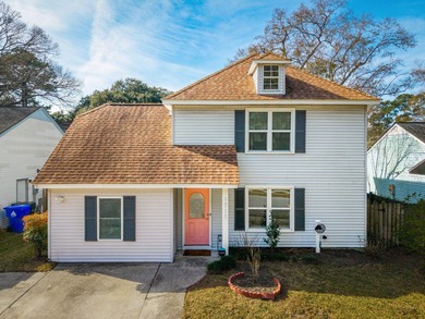Beach Home For Sale in Charleston, South Carolina