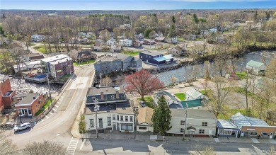 Beach Home For Sale in Richland, New York