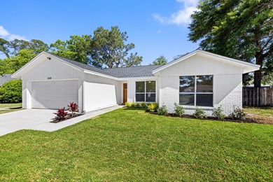 Beach Home For Sale in Niceville, Florida