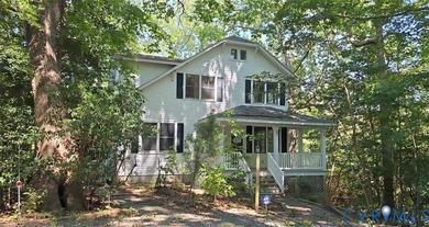 Beach Home For Sale in Lancaster, Virginia