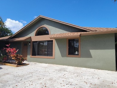 Beach Home For Sale in Delray Beach, Florida