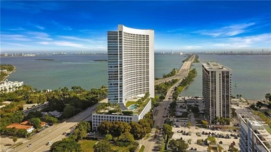 Beach Condo For Sale in Miami, Florida