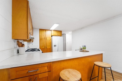 Beach Condo For Sale in Honolulu, Hawaii