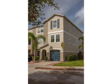 Beach Townhome/Townhouse For Sale in Tampa, Florida