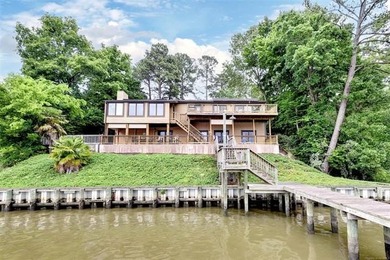Beach Home For Sale in Newport News, Virginia