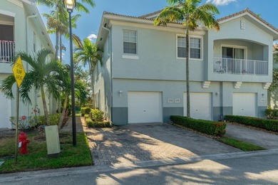 Beach Townhome/Townhouse Sale Pending in Riviera Beach, Florida