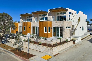 Beach Townhome/Townhouse For Sale in San Diego, California