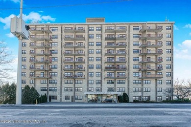 Beach Home For Sale in Staten Island, New York