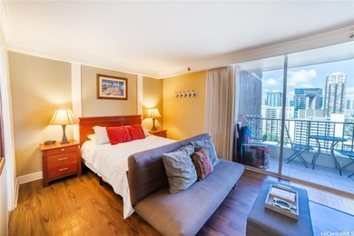 Beach Condo For Sale in Honolulu, Hawaii