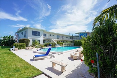 Beach Condo For Sale in Miami Beach, Florida