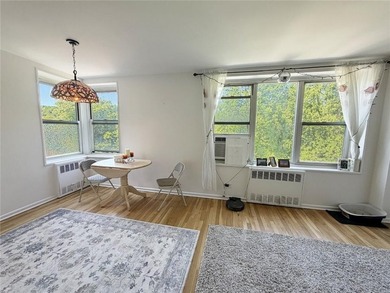 Beach Home For Sale in Bayside, New York