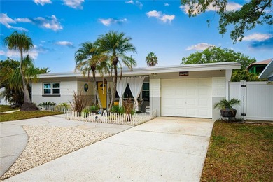 Beach Home For Sale in St. Petersburg, Florida