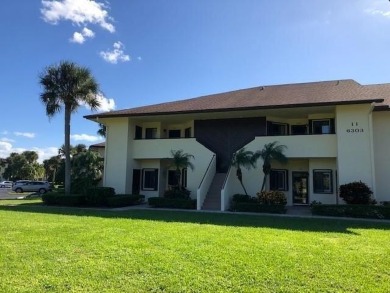 Beach Condo For Sale in Hobe Sound, Florida