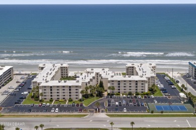 Beach Condo For Sale in New Smyrna Beach, Florida