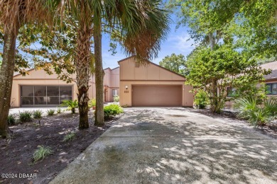 Beach Townhome/Townhouse Sale Pending in Ormond Beach, Florida