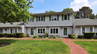 Beach Condo For Sale in Mashpee, Massachusetts