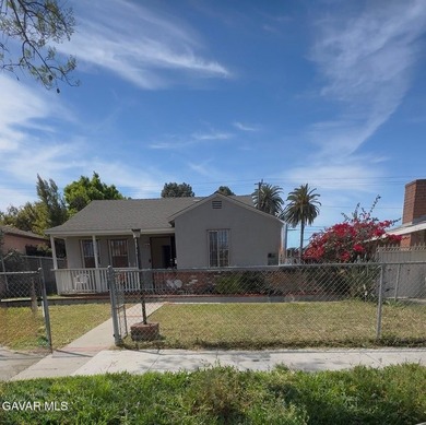 Beach Home Sale Pending in Long Beach, California