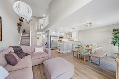 Beach Townhome/Townhouse For Sale in Palm Beach Gardens, Florida