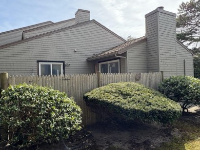 Beach Condo For Sale in Dennis, Massachusetts