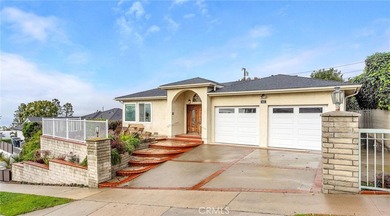 Beach Home Active Under Contract in Redondo Beach, California