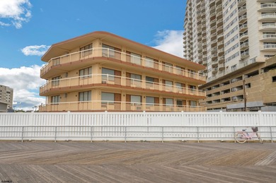 Beach Condo For Sale in Atlantic City, New Jersey